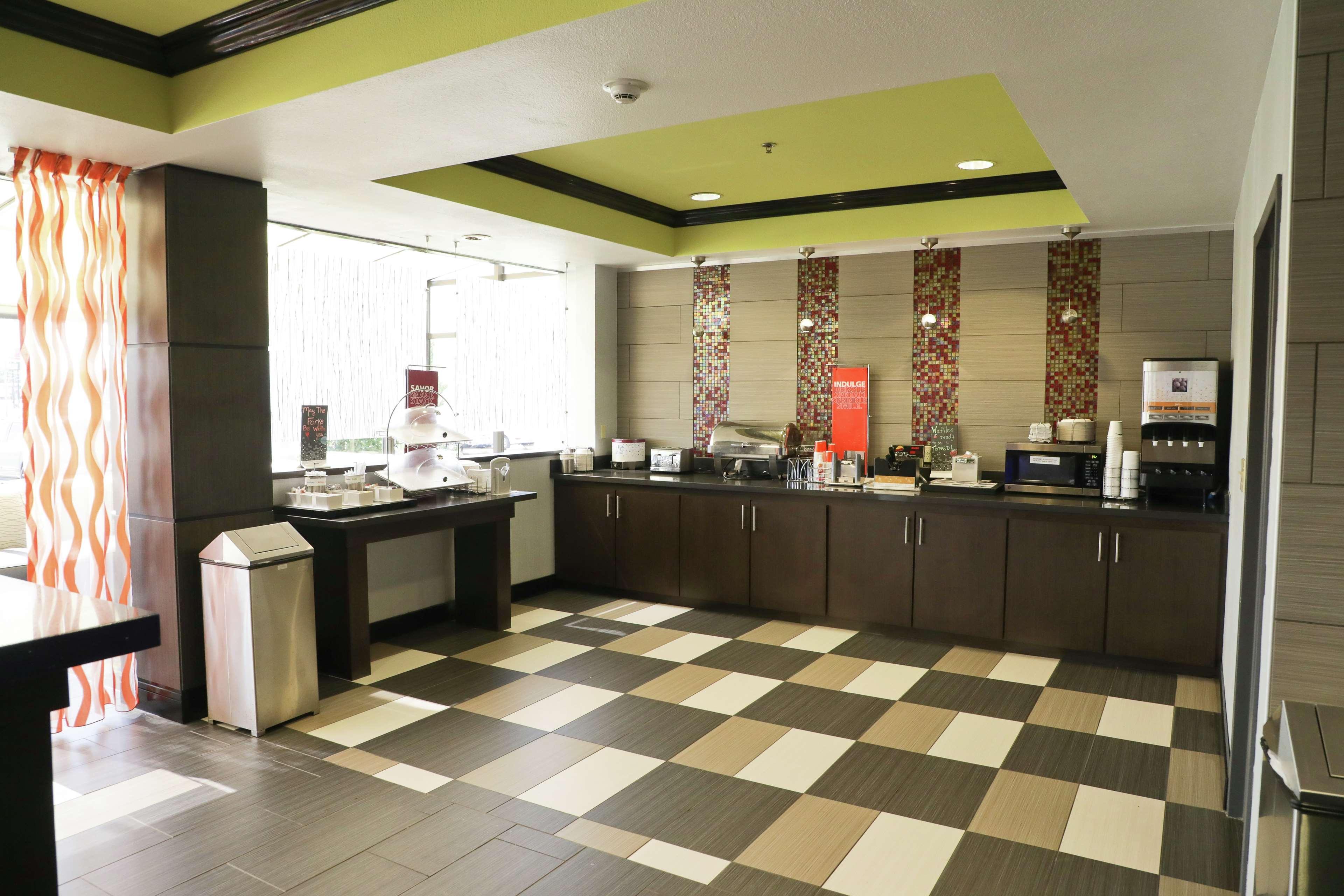 Hampton Inn Маскогі Екстер'єр фото