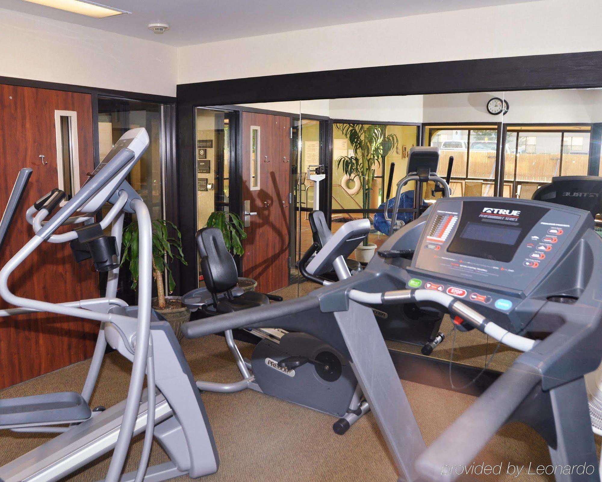 Hampton Inn Маскогі Екстер'єр фото