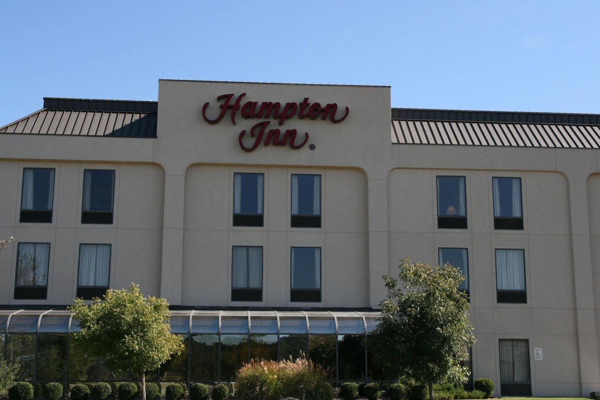 Hampton Inn Маскогі Екстер'єр фото
