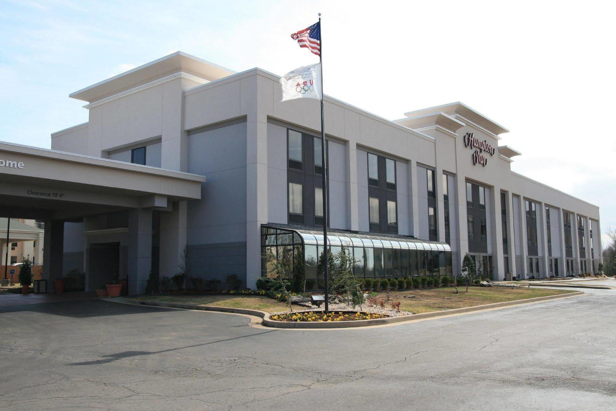 Hampton Inn Маскогі Екстер'єр фото