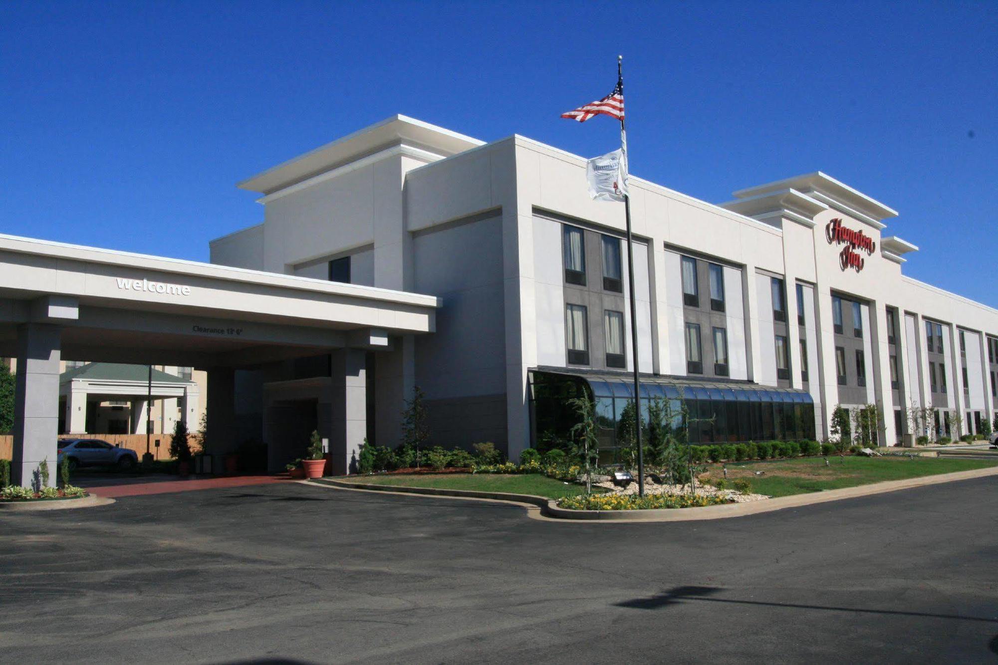Hampton Inn Маскогі Екстер'єр фото