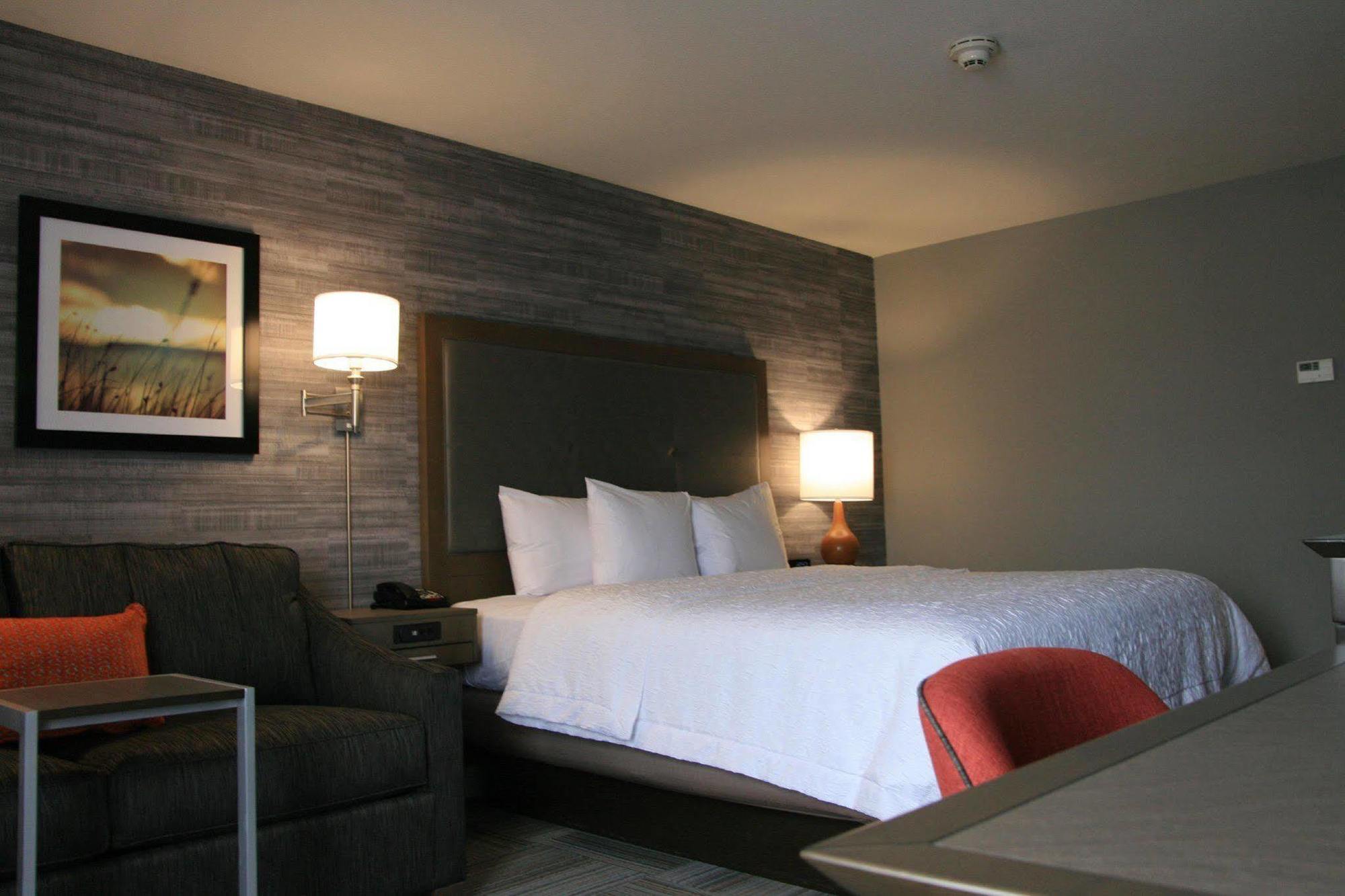Hampton Inn Маскогі Екстер'єр фото