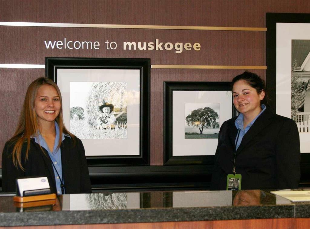 Hampton Inn Маскогі Екстер'єр фото